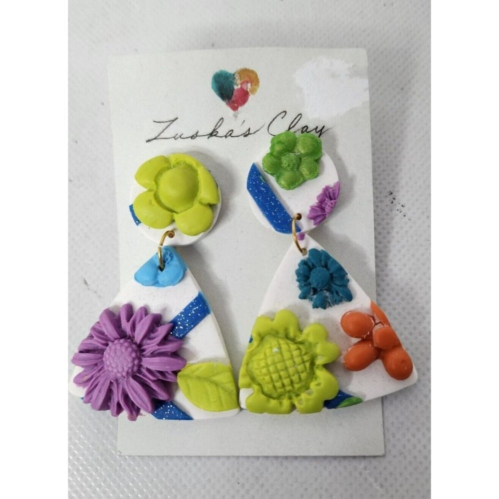Zuskas Clay Earrings BOHO Floral Raised Design Handmade Clay Colorful 2.5" NEW